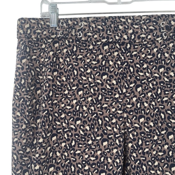 Rafaella Capris Women’s size 16 Comfort Animal Leopard Print - Picture 3 of 9